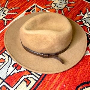 Minnetonka wool felt hat